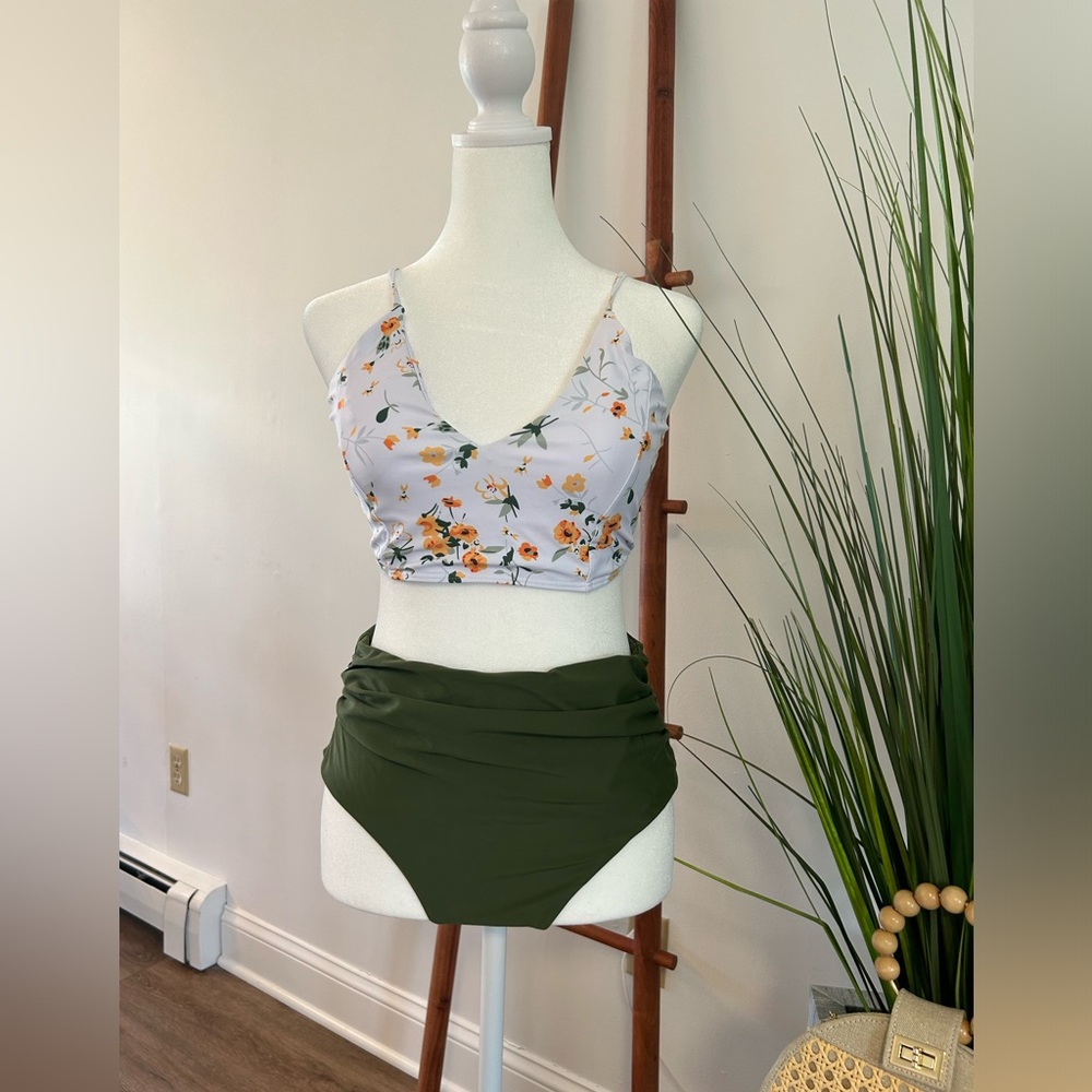 Women's Bikini Set Tummy Control (Size Small)